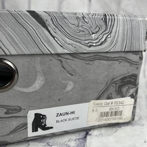 Jeffrey Campbell Zaun-Hi Black Suede Lace-Up Block Heel Round Toe Hi Ankle Pumps - Picture 11 of 13